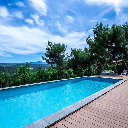 Villa Lumineuse Avec Piscine Clim 1Ere Etage Vue Panoramique Sur Les Montagnes Sur Le Site De La Sainte-Victoire Le Tholonet Exteriér fotografie