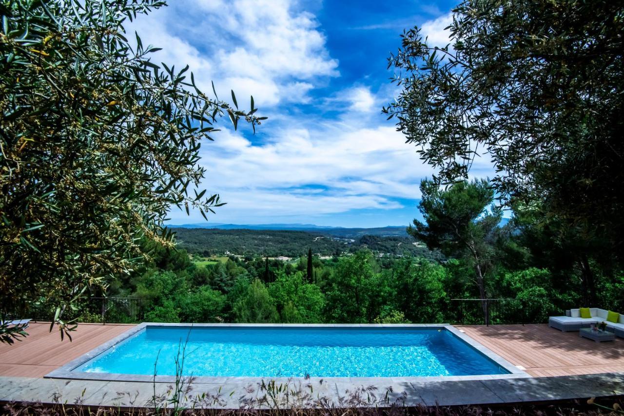 Villa Lumineuse Avec Piscine Clim 1Ere Etage Vue Panoramique Sur Les Montagnes Sur Le Site De La Sainte-Victoire Le Tholonet Exteriér fotografie