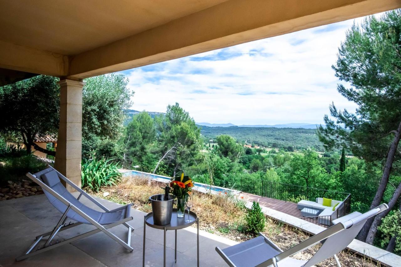 Villa Lumineuse Avec Piscine Clim 1Ere Etage Vue Panoramique Sur Les Montagnes Sur Le Site De La Sainte-Victoire Le Tholonet Exteriér fotografie